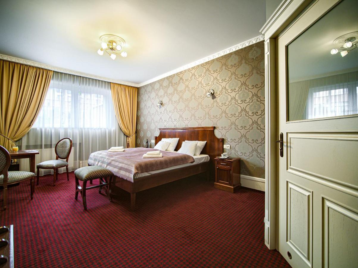 Aparthotel Hubertus 비아위스토크 외부 사진