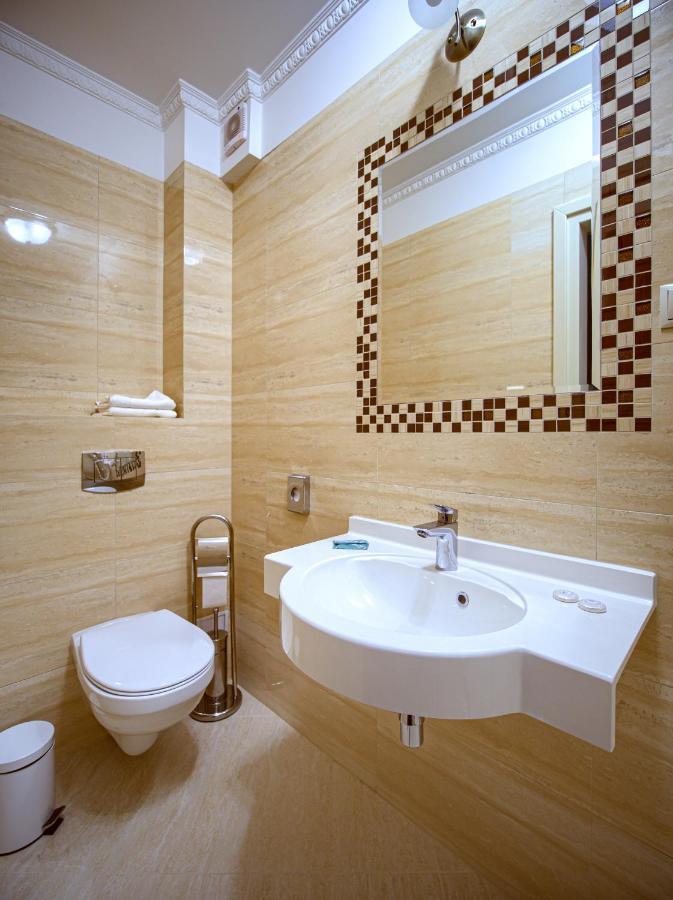 Aparthotel Hubertus 비아위스토크 외부 사진